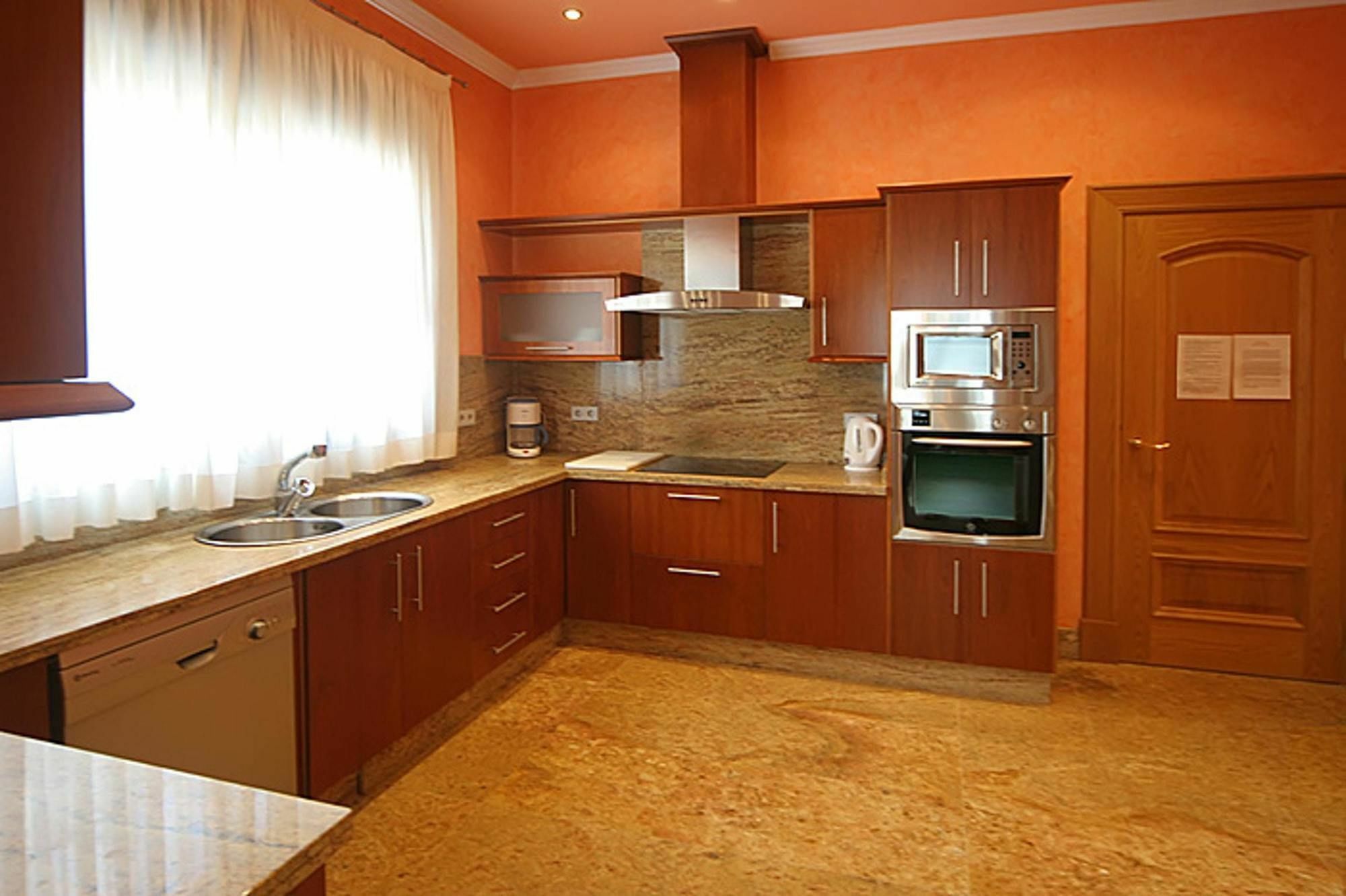 Villa With 4 Bedrooms In Las Lagunas De Mijas, With Wonderful Mountain ภายนอก รูปภาพ